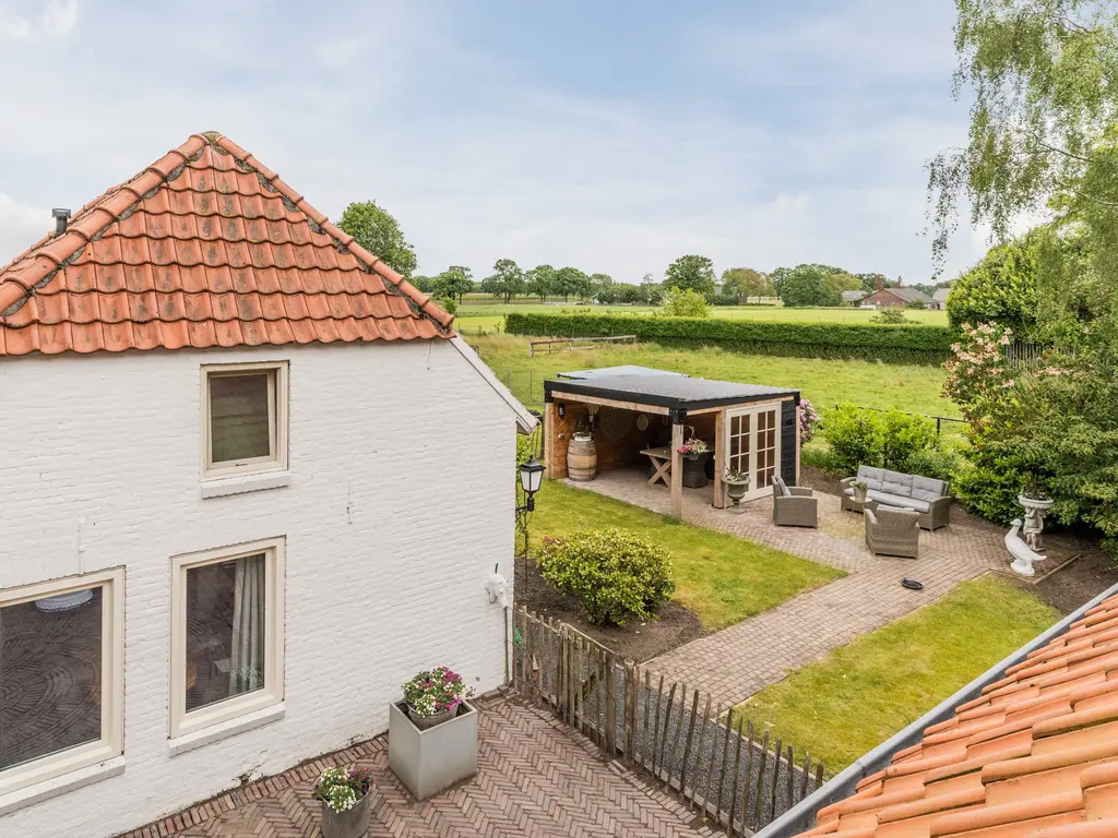 Heukelomseweg 11, Heukelom
