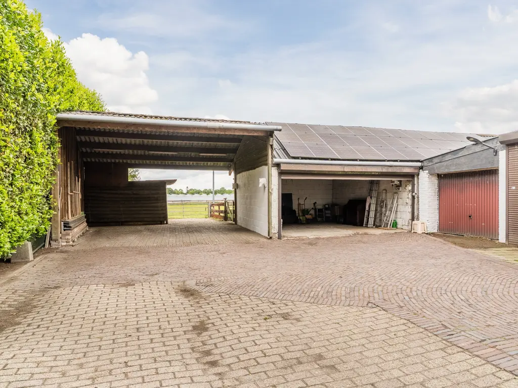 Heukelomseweg 11, Heukelom