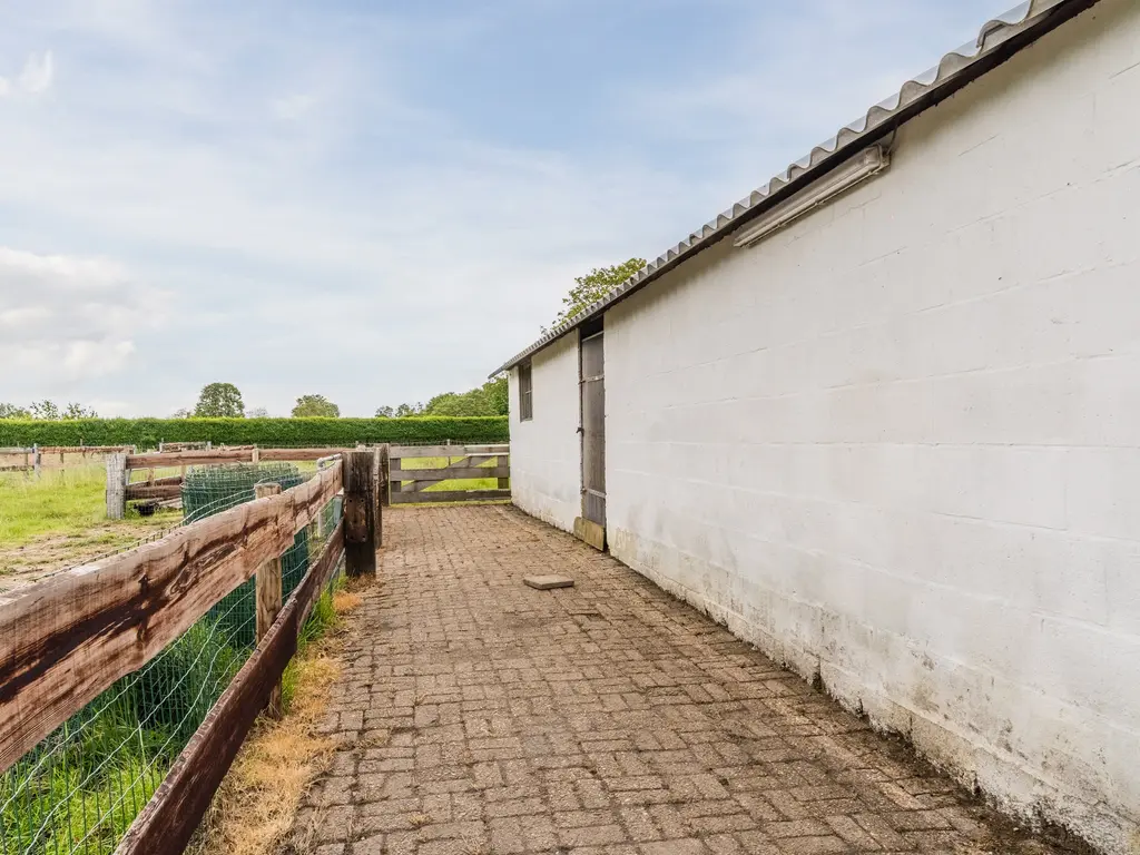 Heukelomseweg 11, Heukelom