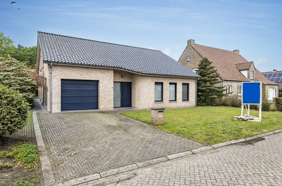 Pastoor Coolsstraat 6  