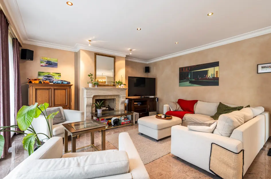 Pastoor Coolsstraat 6  