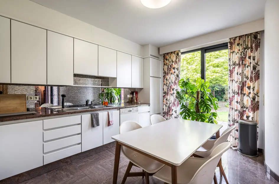 Pastoor Coolsstraat 6  