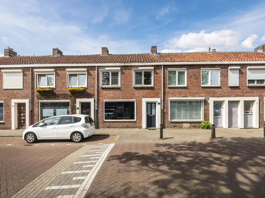 Pater Ruttenstraat 11, Tilburg