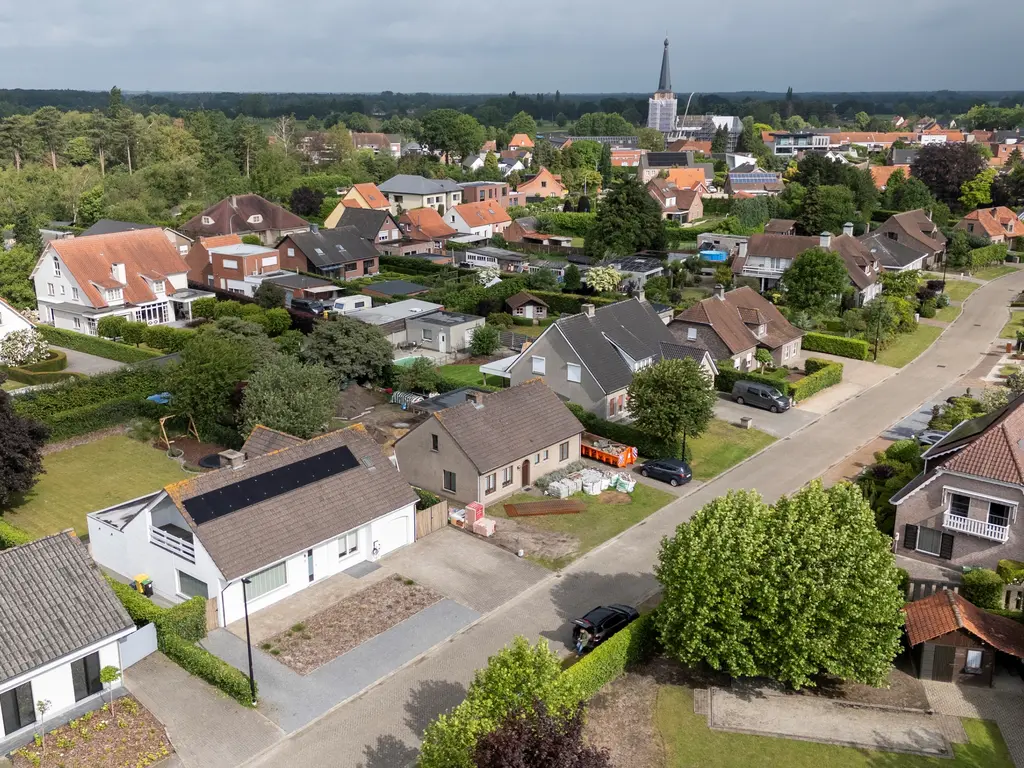 Paardenwiel 30  , Poppel