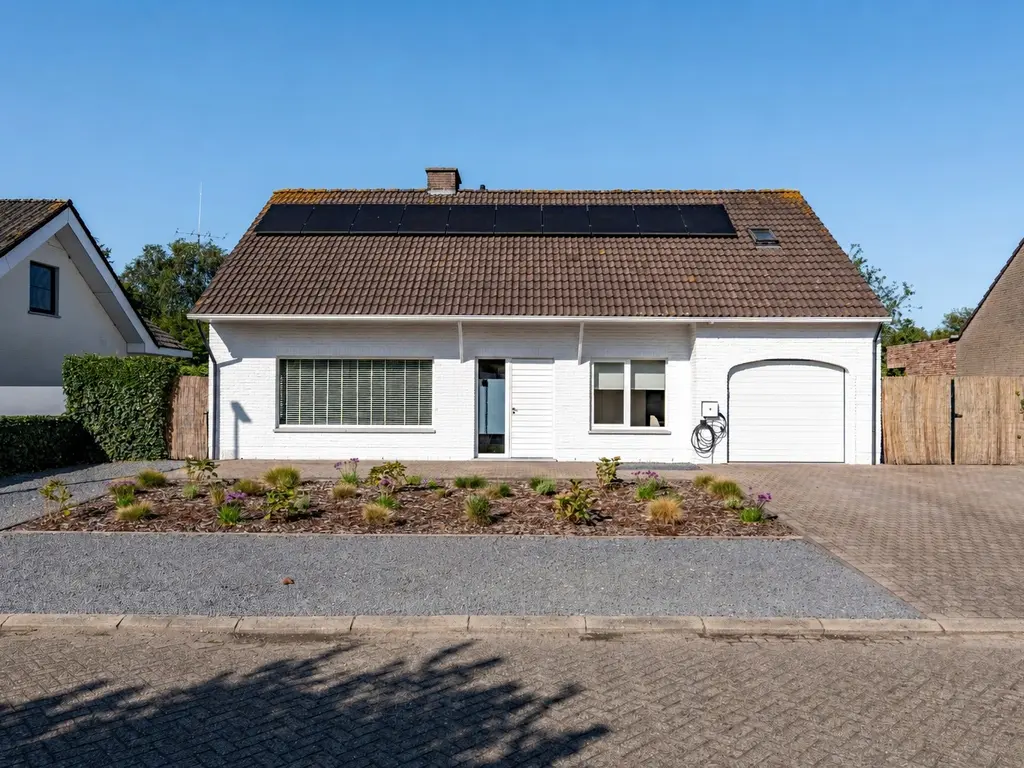 Paardenwiel 30  , Poppel