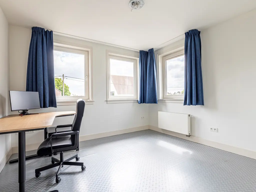 Beekseweg 7-B  , Ravels