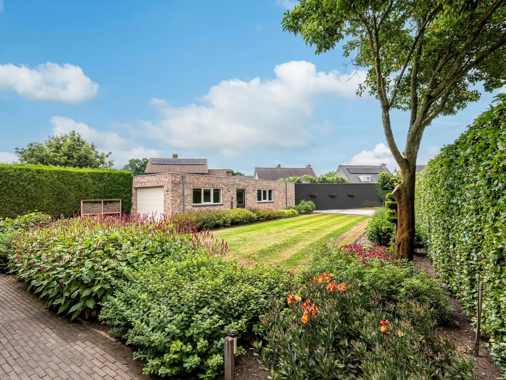 Beekseweg 7-B  , Ravels