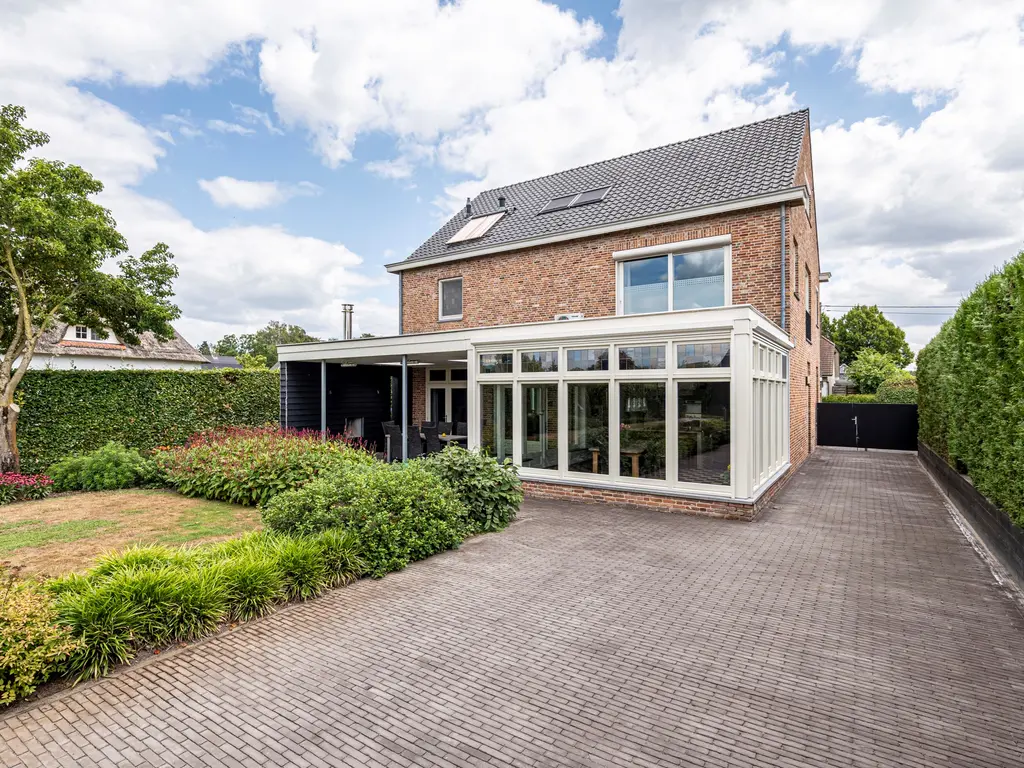 Beekseweg 7-B  , Ravels
