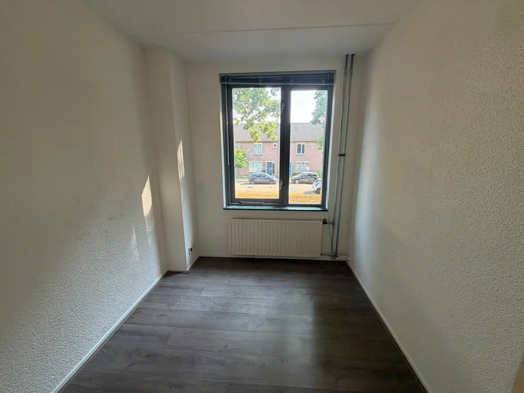 Roosje Vosstraat 73, Eindhoven