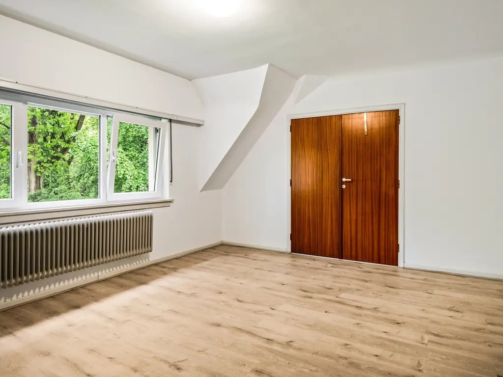 Max Hermanlei 45  , Brasschaat