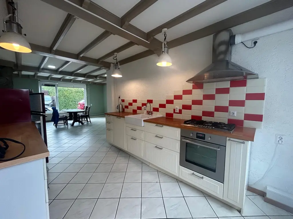 Loonsestraat 5, Sprang-Capelle