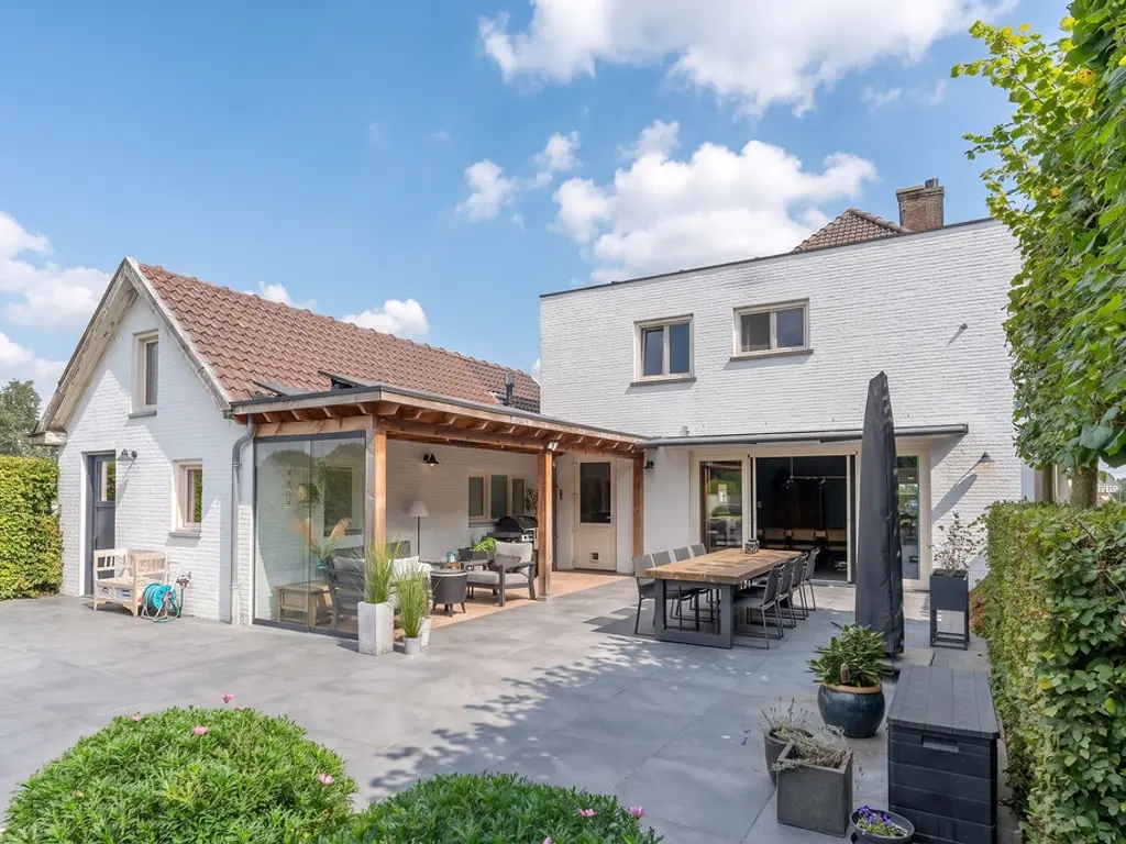 Steenweg Weelde 68  , Poppel