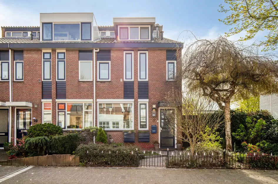 Dijkstraat 28