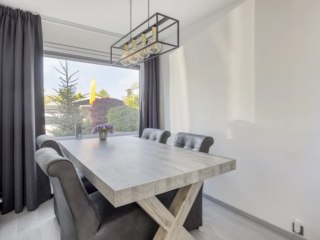 Menadostraat 43, VLAARDINGEN