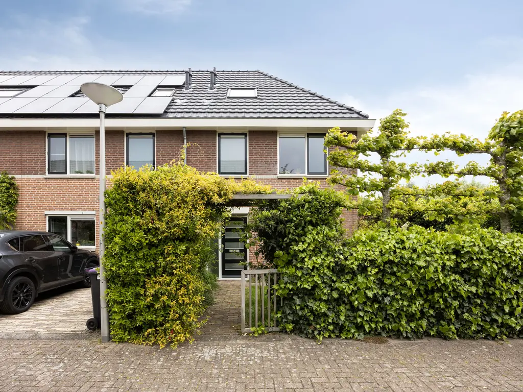 Bleekveld 2, DEN HOORN