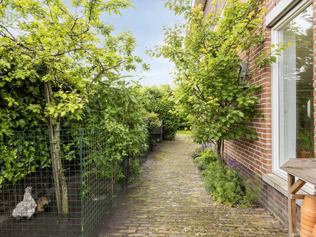 Bleekveld 2, DEN HOORN