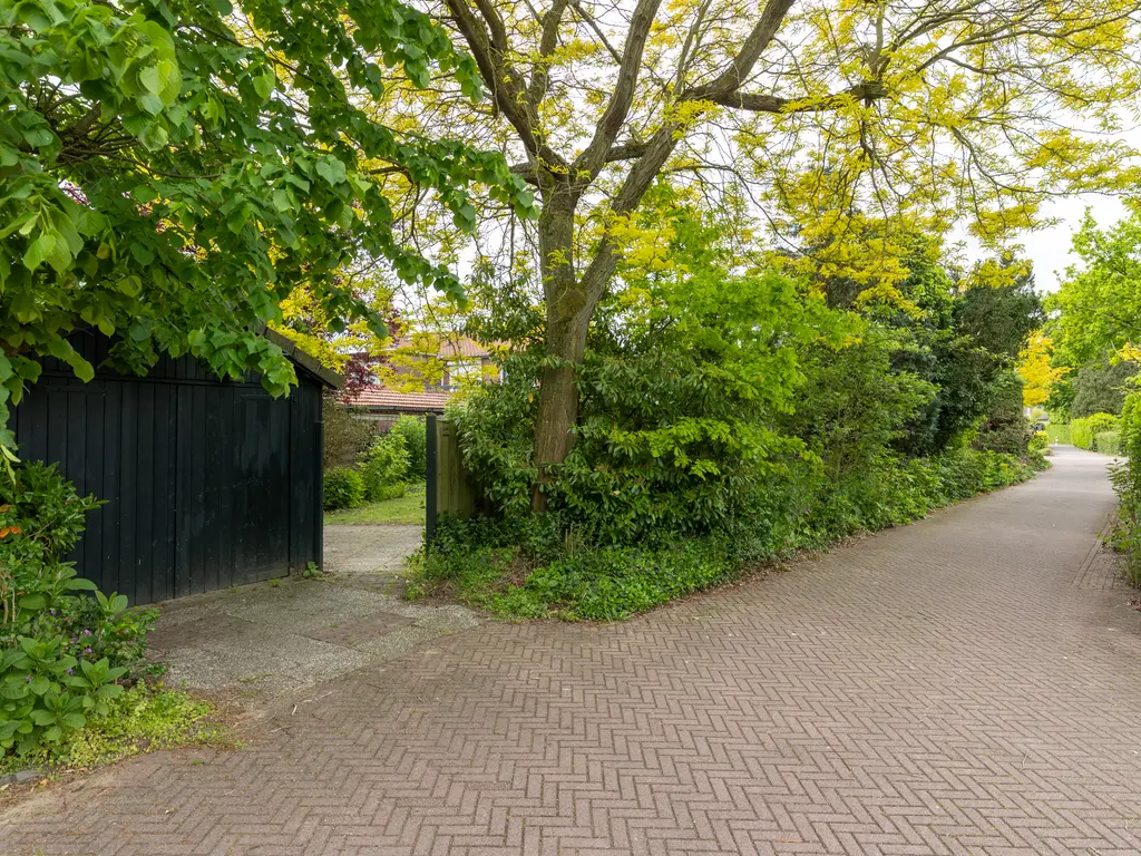Curaçaostraat 16, WINTERSWIJK