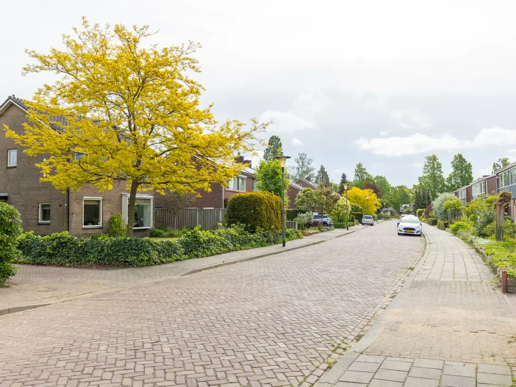 Curaçaostraat 16, WINTERSWIJK