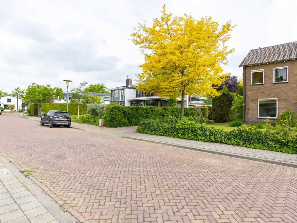 Curaçaostraat 16, WINTERSWIJK