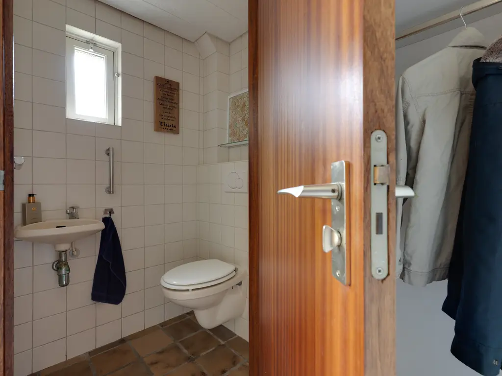 Curaçaostraat 16, WINTERSWIJK