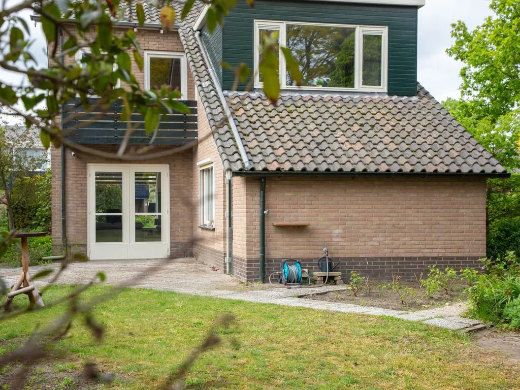 Curaçaostraat 16, WINTERSWIJK