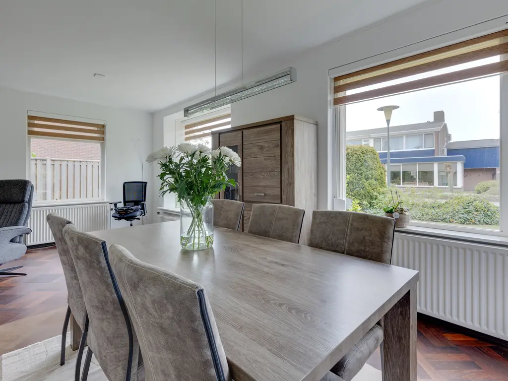 Curaçaostraat 16, WINTERSWIJK