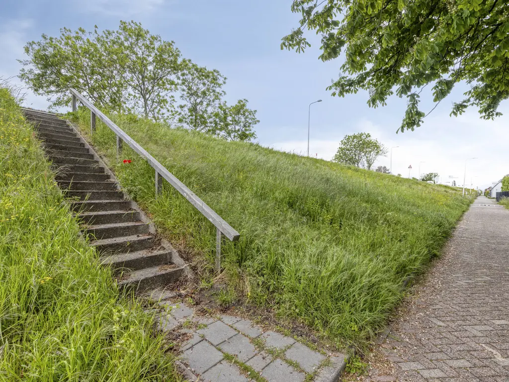 Maasdijk 187, 'S-GRAVENZANDE