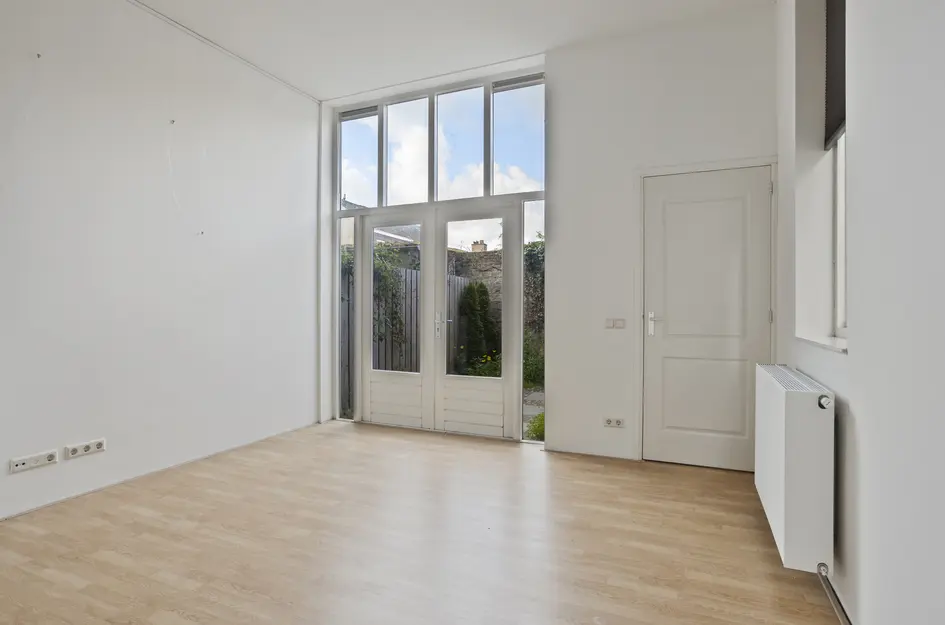Spoorsingel 38