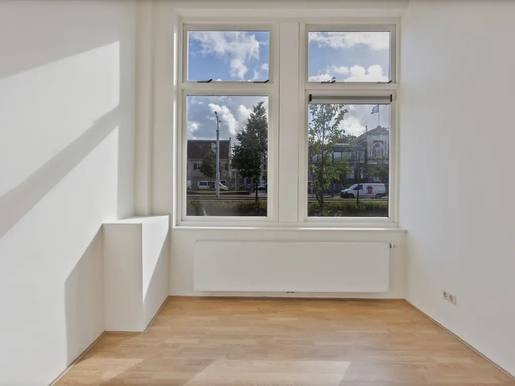 Spoorsingel 38, DELFT