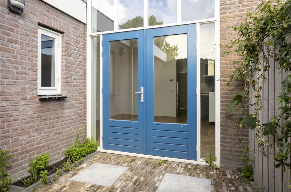 Spoorsingel 38