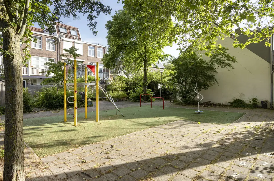 Spoorsingel 38