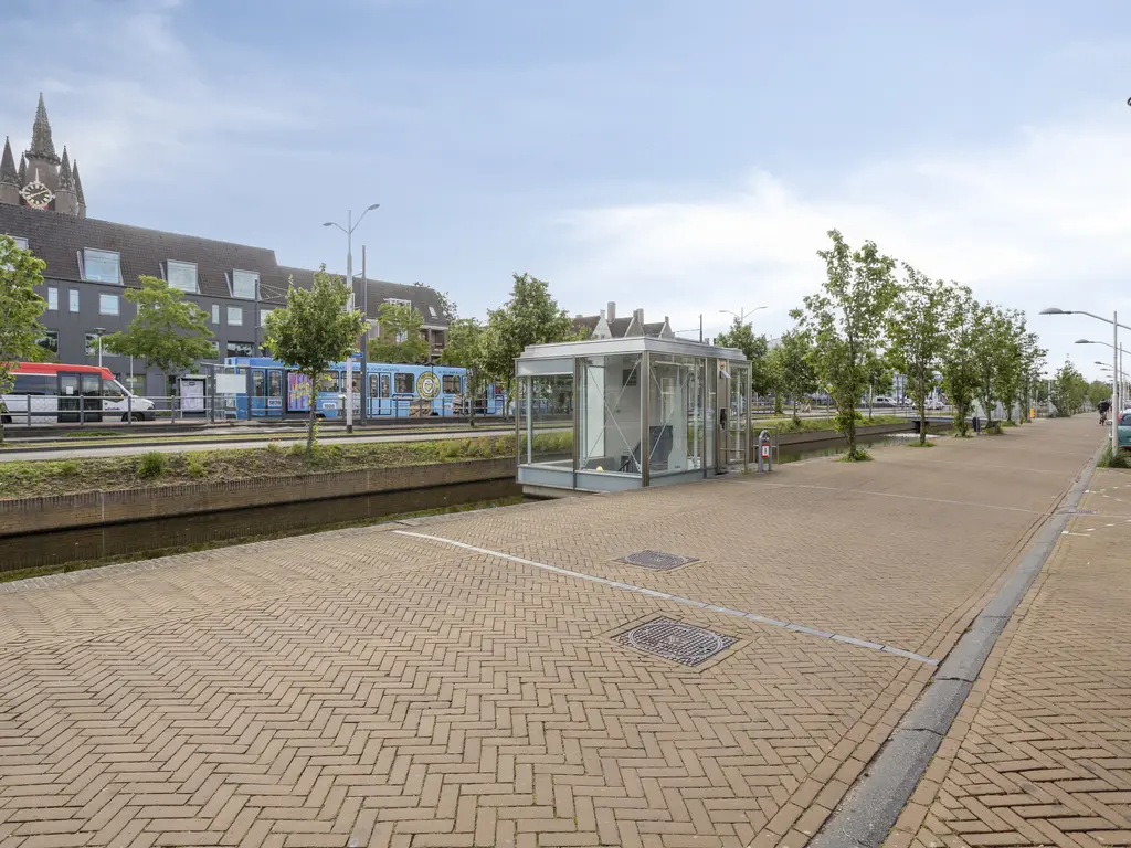 Spoorsingel 38, DELFT