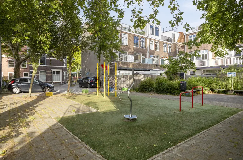 Spoorsingel 38