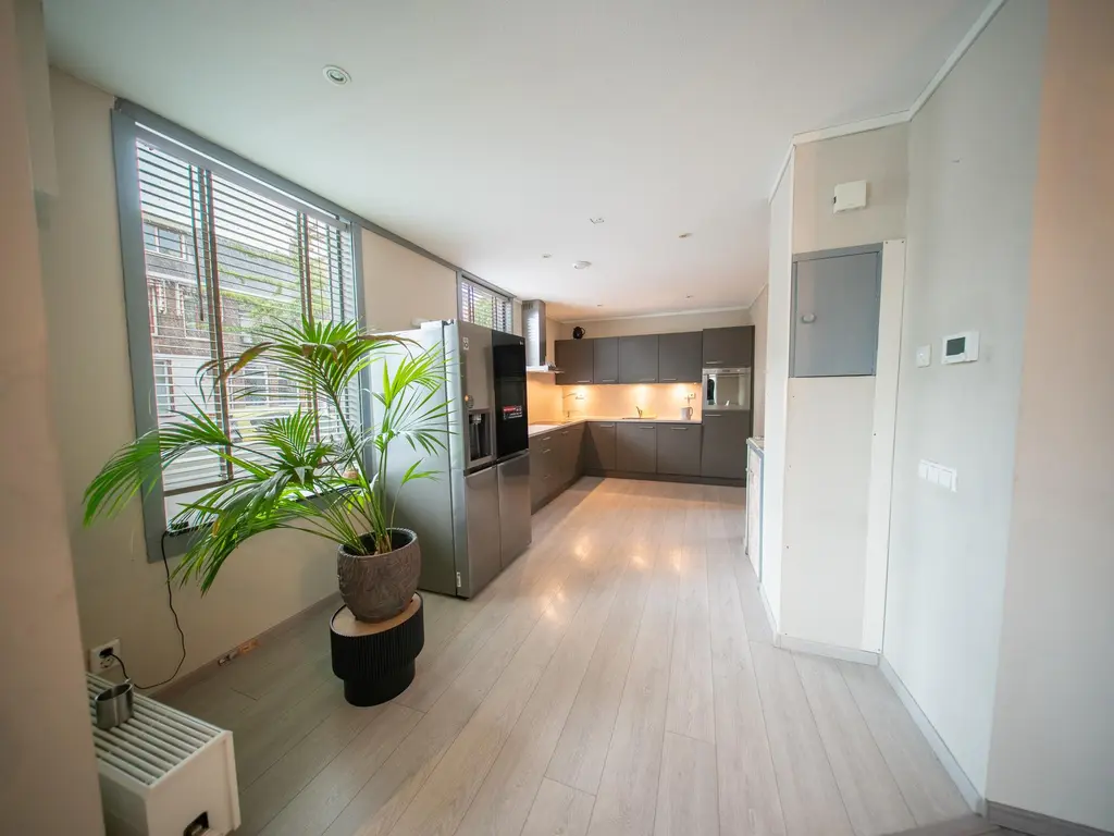Lichttorenstraat 22B, HOEK VAN HOLLAND