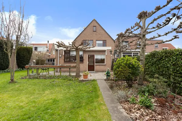Dorpsstraat 17