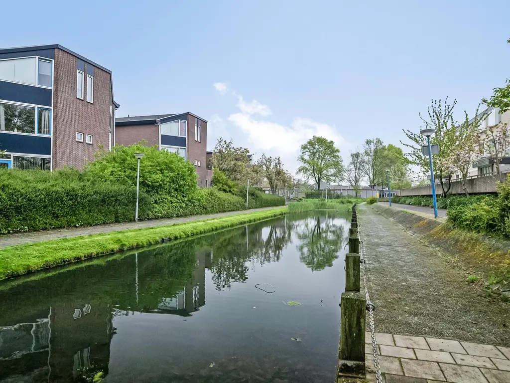 Het Ruim 18, BARENDRECHT