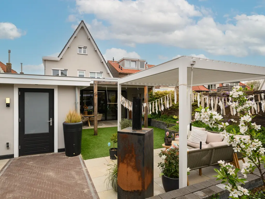 Secretaris Varkevisserstraat 335, Katwijk