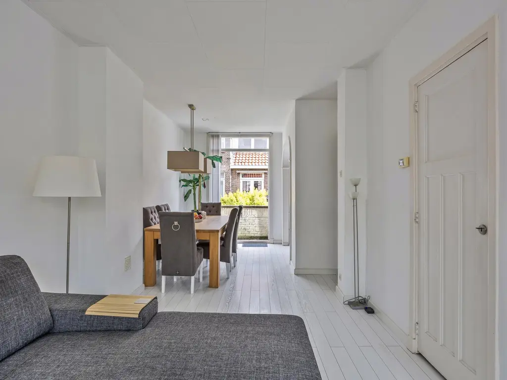 Piet Paaltjensstraat 18, 'S-GRAVENHAGE