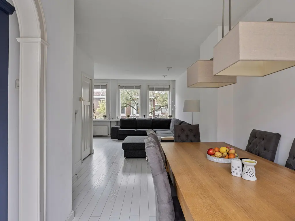 Piet Paaltjensstraat 18, 'S-GRAVENHAGE
