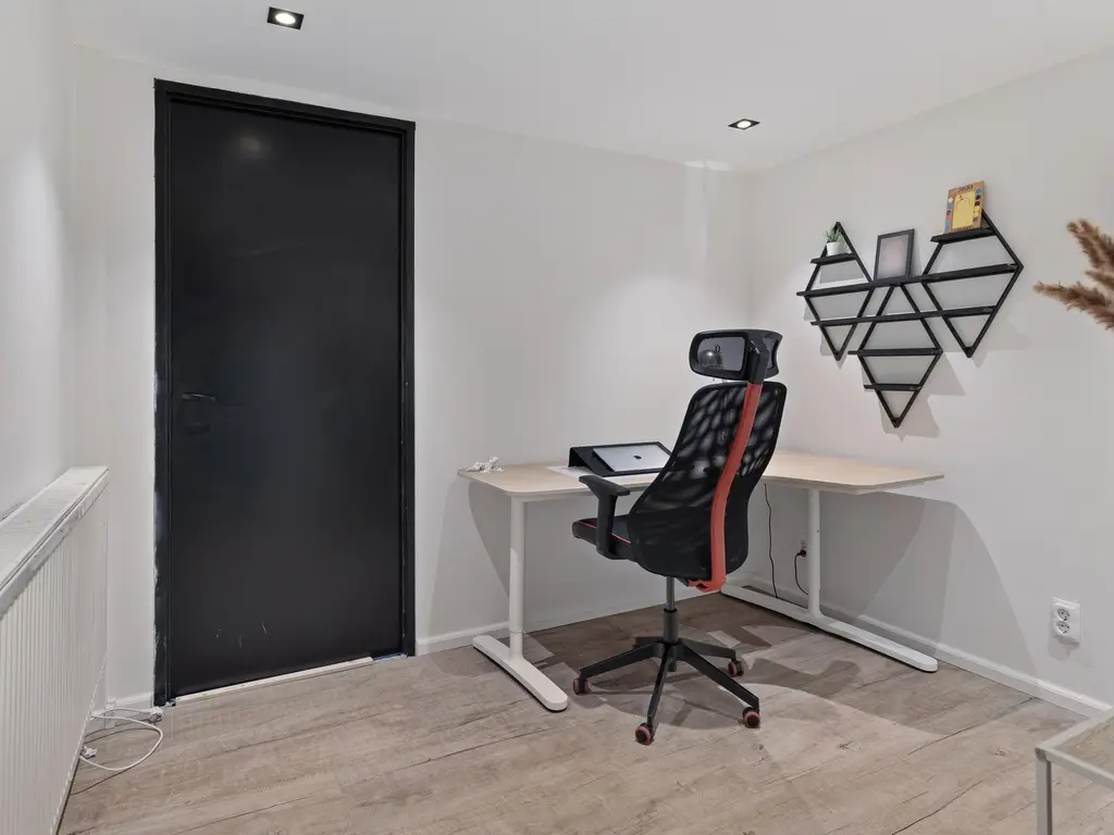 Arendsweg 126, BEVERWIJK