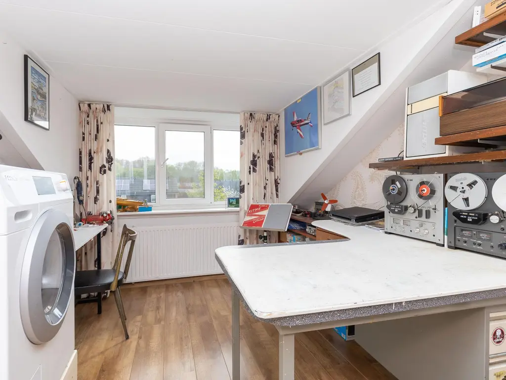 Lijndraaier 110, HOORN