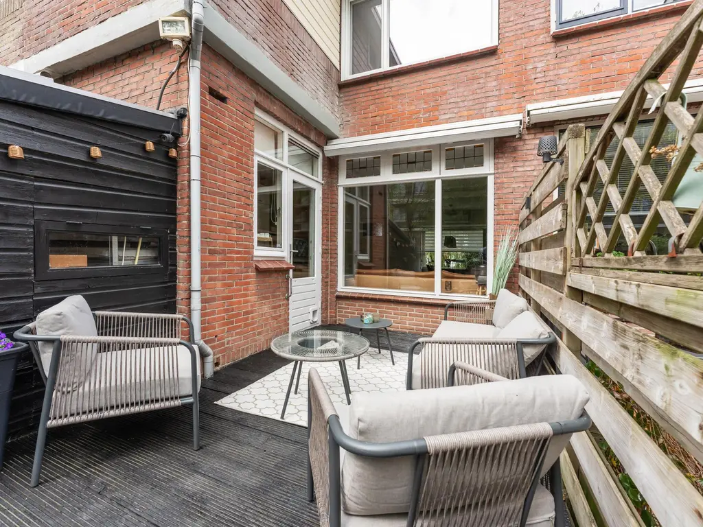 Surinamesingel 37, VLAARDINGEN