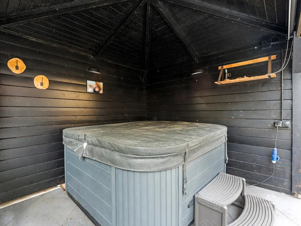 Surinamesingel 37, VLAARDINGEN