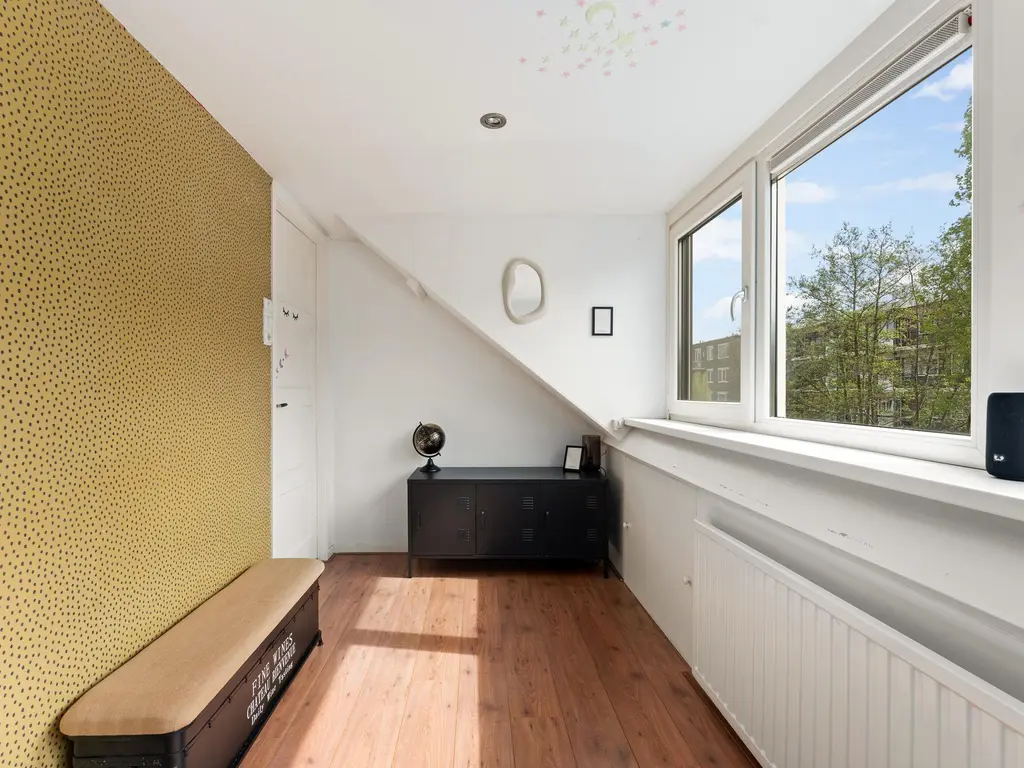 Surinamesingel 37, VLAARDINGEN