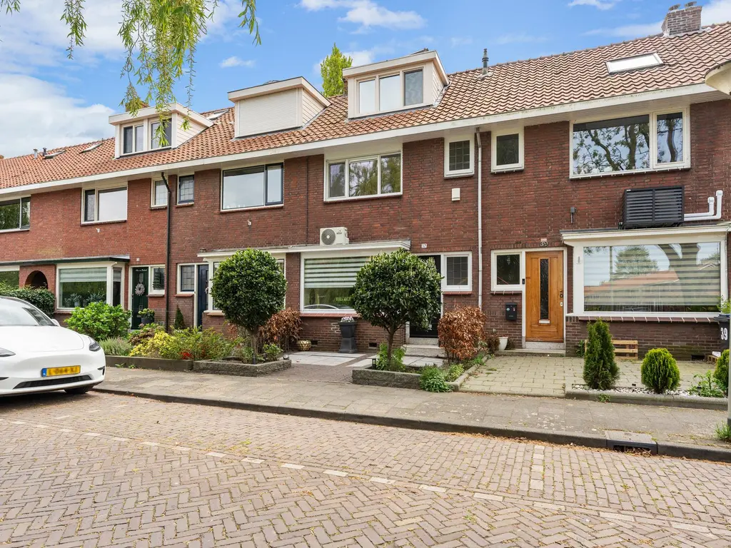 Surinamesingel 37, VLAARDINGEN
