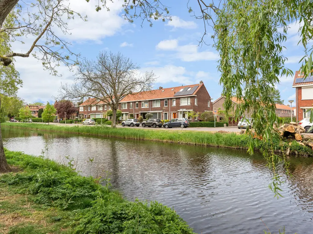 Surinamesingel 37, VLAARDINGEN