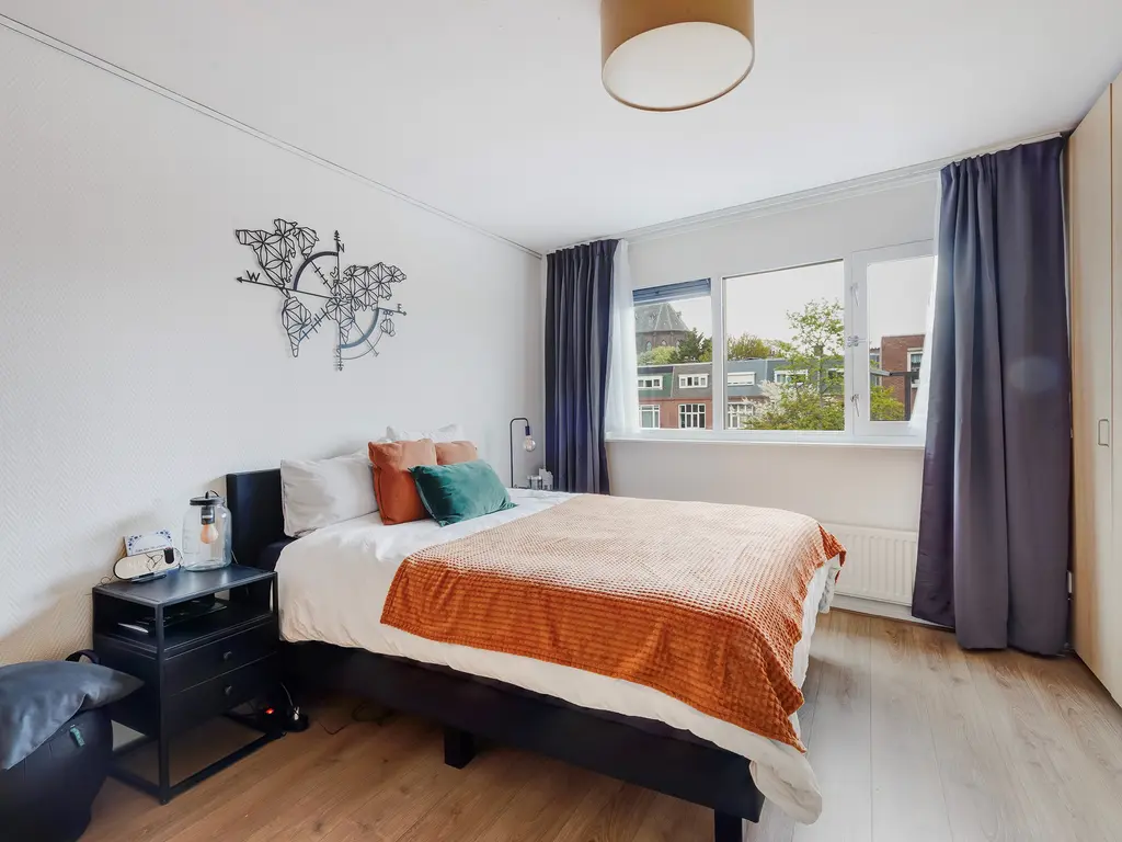 Waldeck Pyrmontkade 92, Den Haag