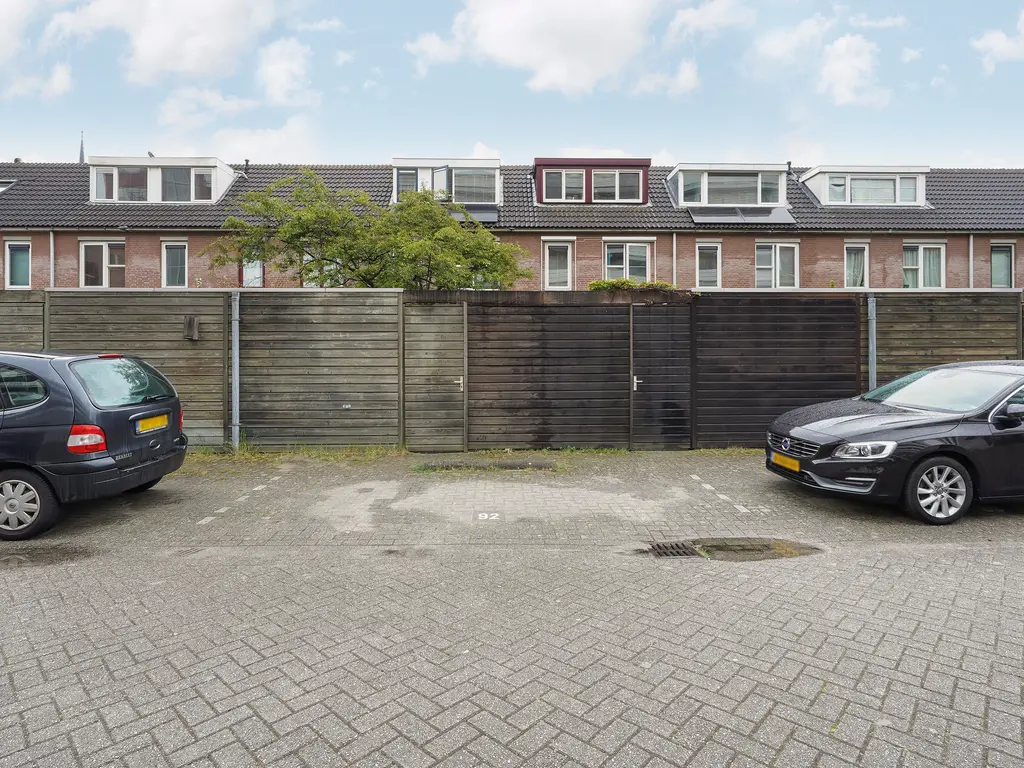 Waldeck Pyrmontkade 92, Den Haag