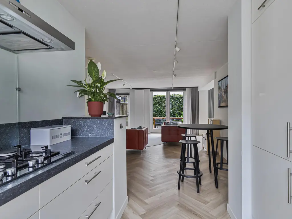 Leni Sarishof 22, ROTTERDAM