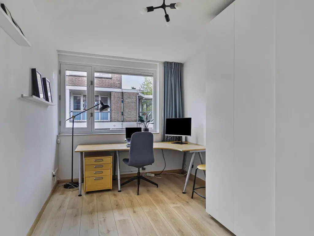 Leni Sarishof 22, ROTTERDAM